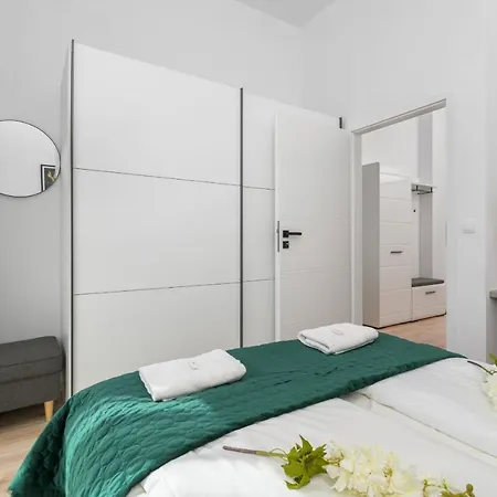 Exclusive Kajdasza By Renters * Wroclaw