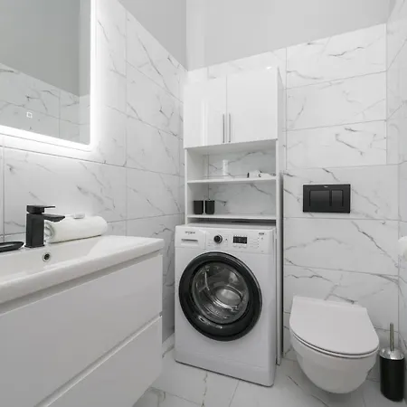 Exclusive Kajdasza By Renters *